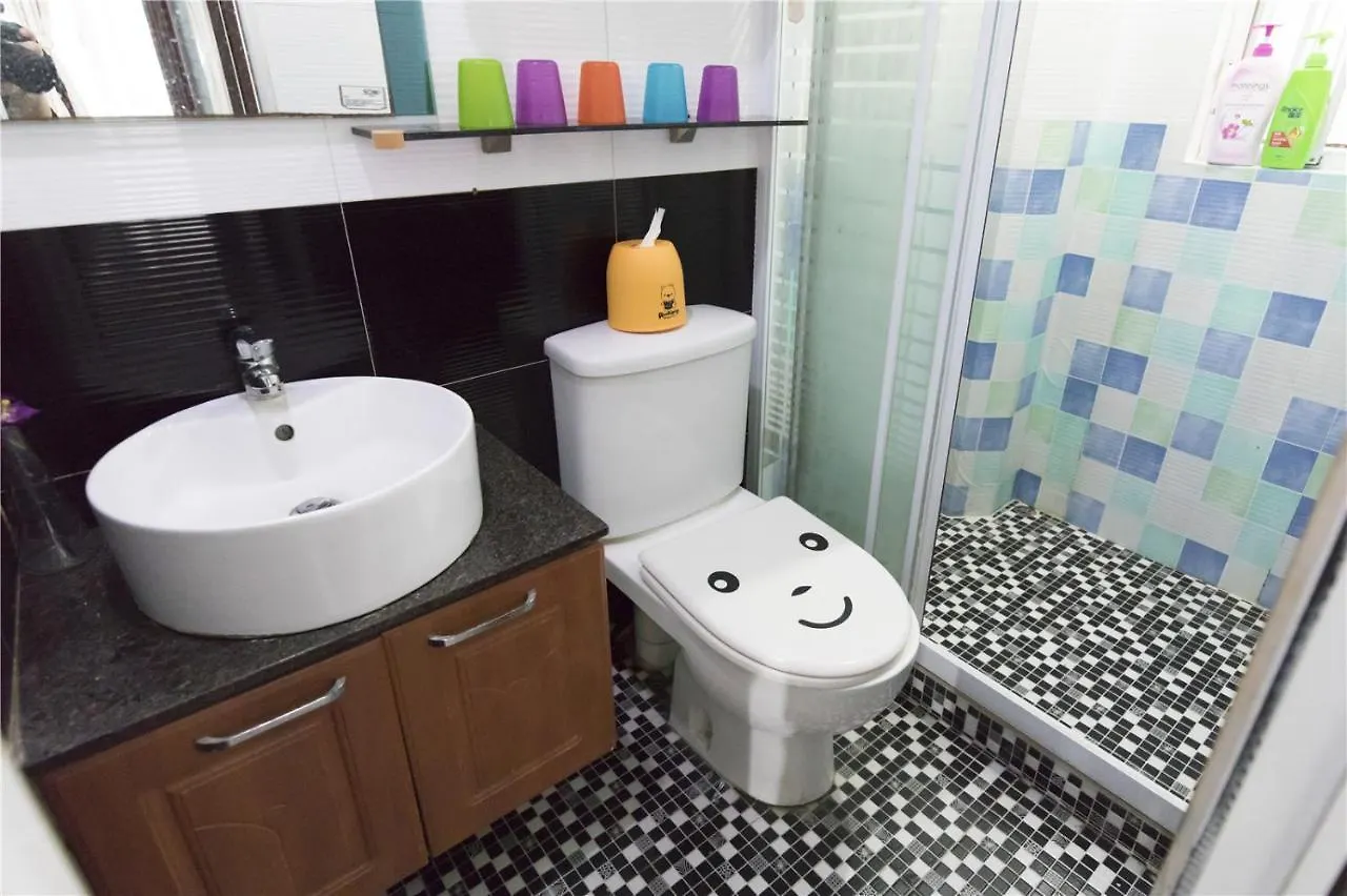 3Room Charming Apt,8Pax Hong Kong Apartment