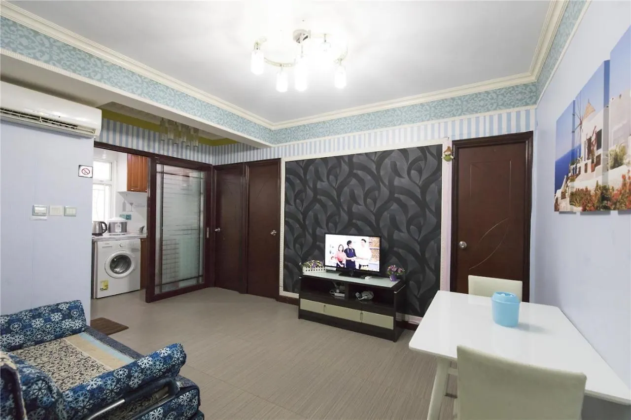 3Room Charming Apt,8Pax contacts